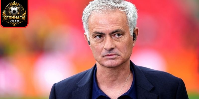 Amorim có thể trở lại quê nhà thay Mourinho, Benfica rục rịch kế hoạch chinh chiến Cúp C1 2 Mourinho và dấu hỏi về sự phù hợp với tham vọng Benfica