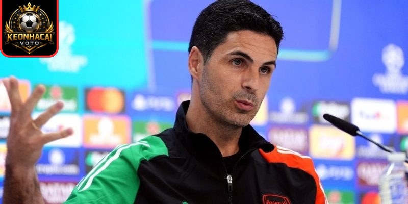 Hàng công Arsenal tắt điện trước Liverpool: Slot đã tìm ra chìa khóa khóa chặt Arteta? 3 Arteta trước thách thức mới: Bị bắt bài hay cần tiến hóa?